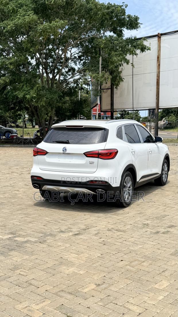 MG HS 20T DCT Deluxe 2019 White