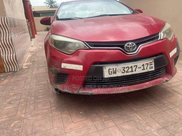 Toyota Corolla 2014 Red