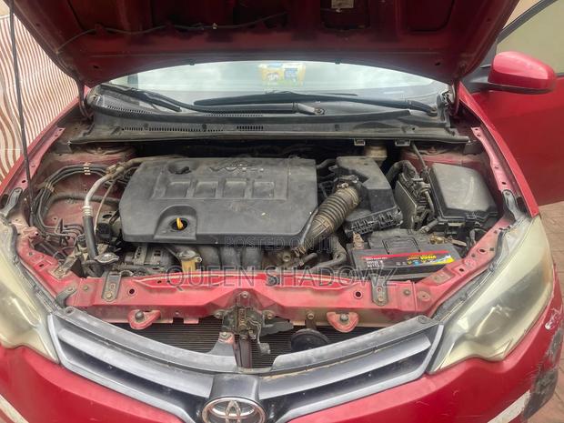 Toyota Corolla 2014 Red