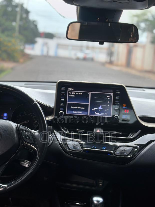 Toyota C-HR LE FWD 2019 Black