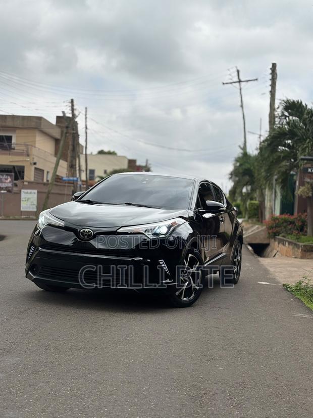 Toyota C-HR LE FWD 2019 Black