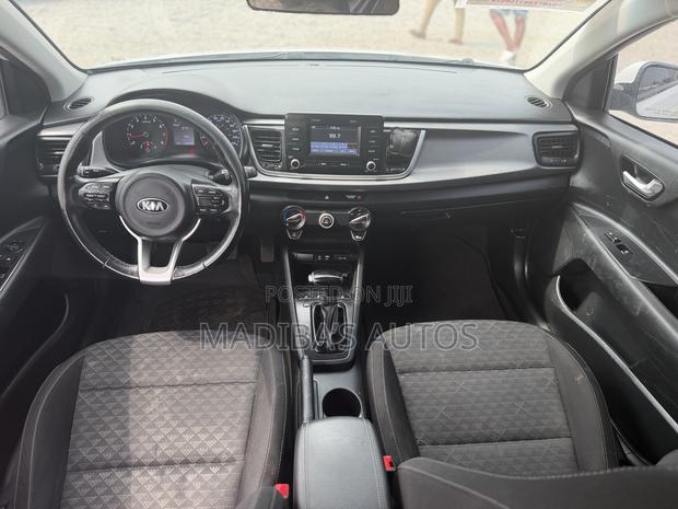 Kia Rio S Hatchback 2019 White