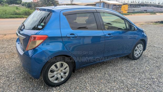 Toyota Vitz 2015 Blue