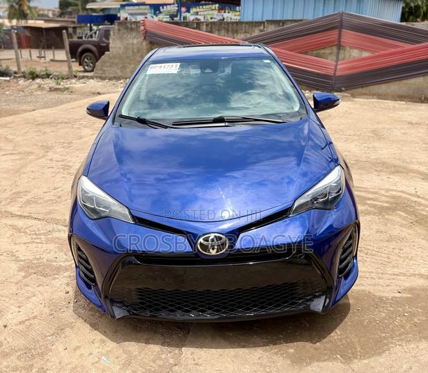 Toyota Corolla SE Special Edition 4dr Sedan (1.8L 4cyl CVT) 2017 Blue