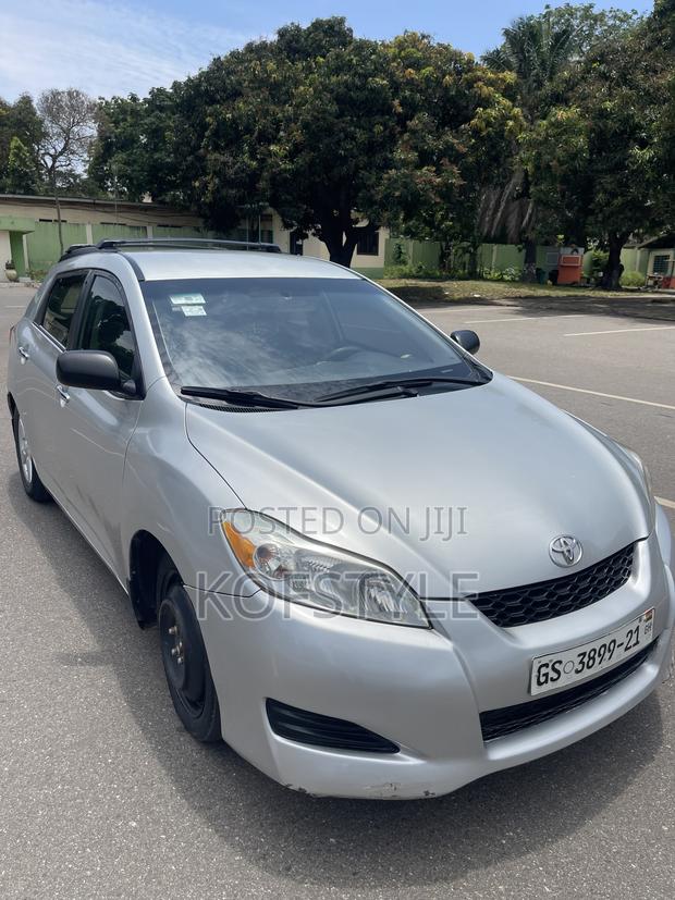 Toyota Matrix 2010 Silver