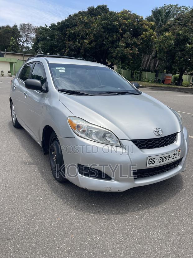 Toyota Matrix 2010 Silver
