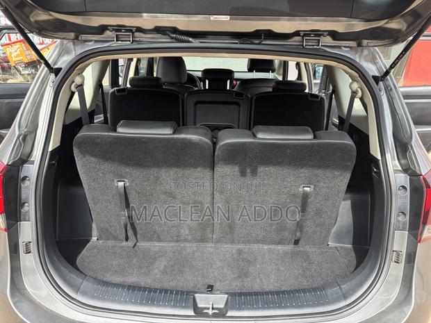 Kia Carens 2018 Black