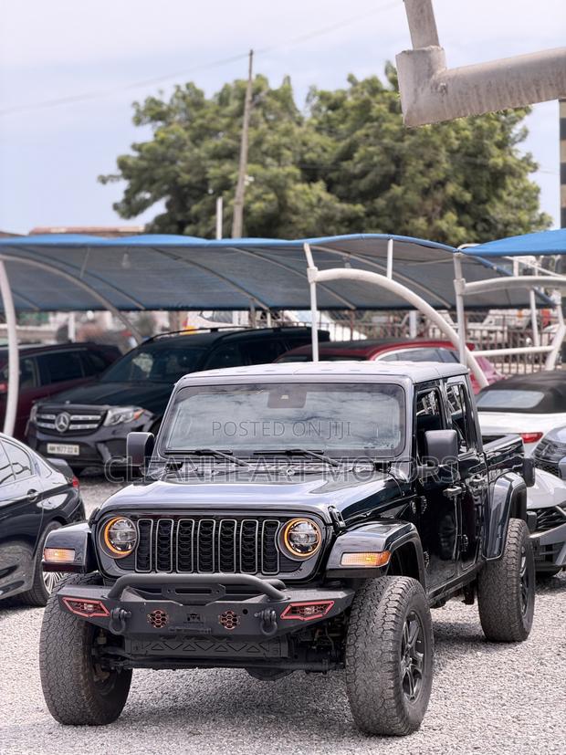 Jeep Gladiator 2024 Black