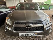 Toyota RAV4 2014 Gray for sale