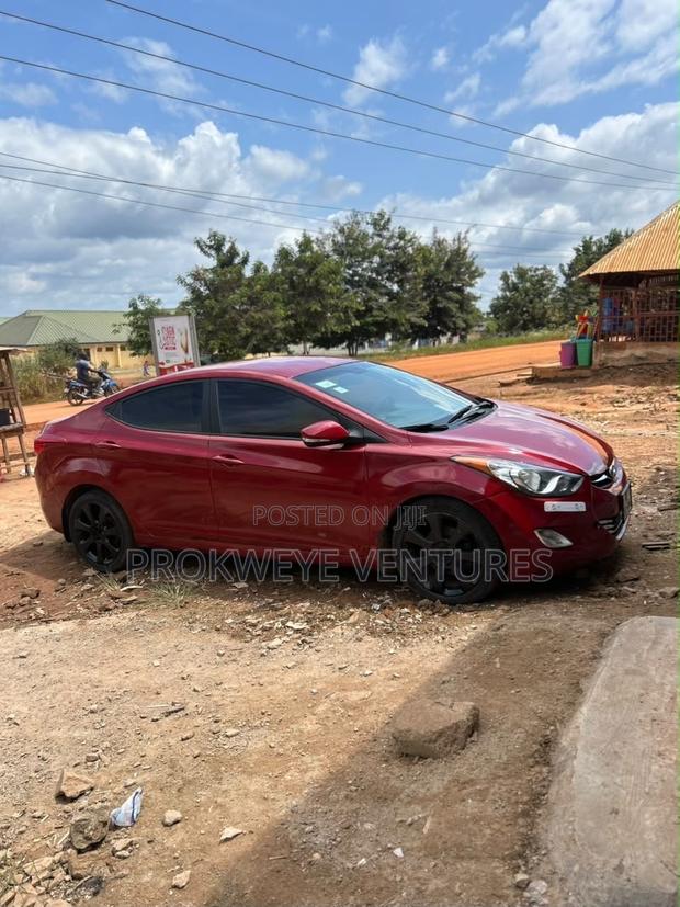 Hyundai Elantra GLS Sedan FWD (1.8L 4cyl 6A) 2013 Red