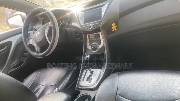 Hyundai Elantra 2011 Silver