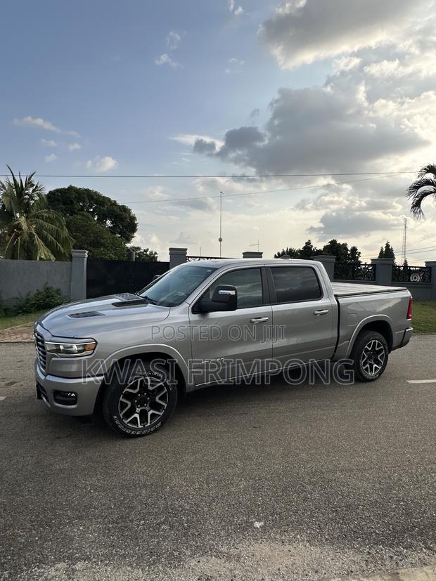RAM 1500 Classic SLT Fleet Quad Cab SB 2024 Silver
