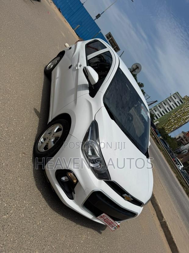 Chevrolet Spark 2017 White