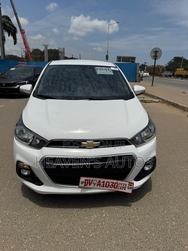 Chevrolet Spark 2017 White