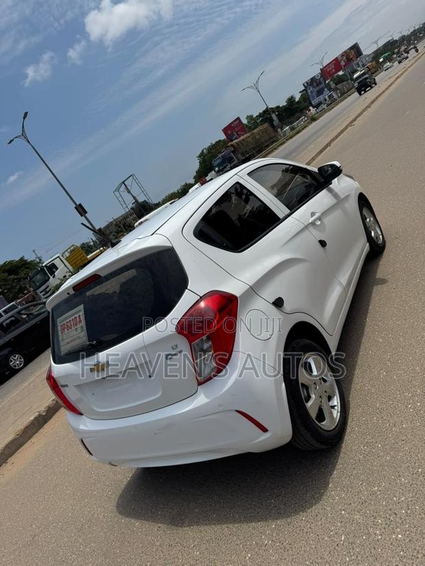 Chevrolet Spark 2017 White