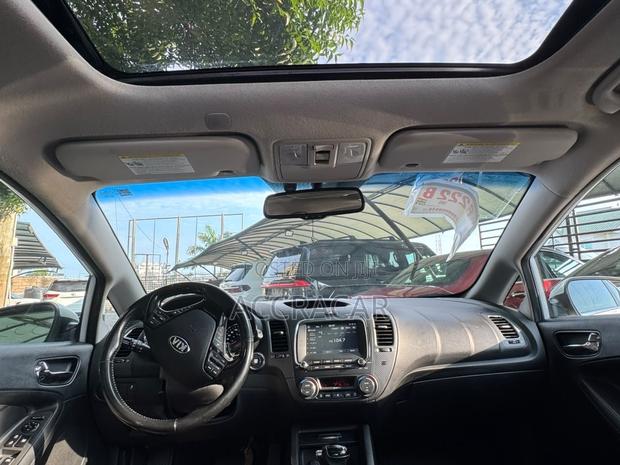 Kia Forte EX Sedan 2016 White