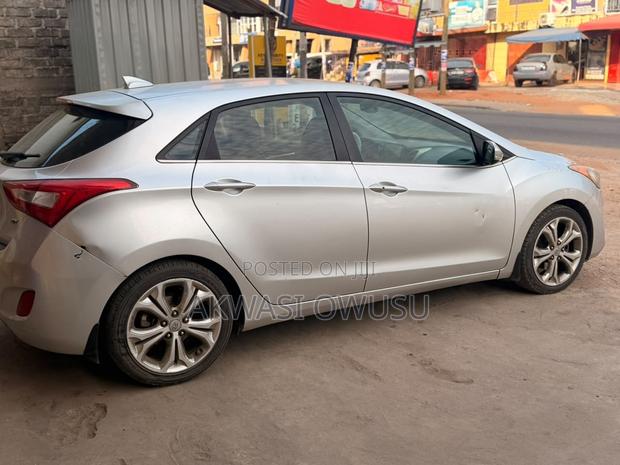 Hyundai Elantra 2014 Silver