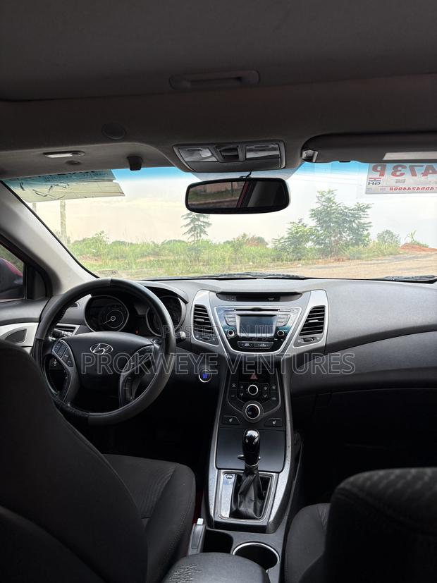 Hyundai Elantra Value Edition Sedan FWD (1.8L 4cyl 6A) 2016 Red