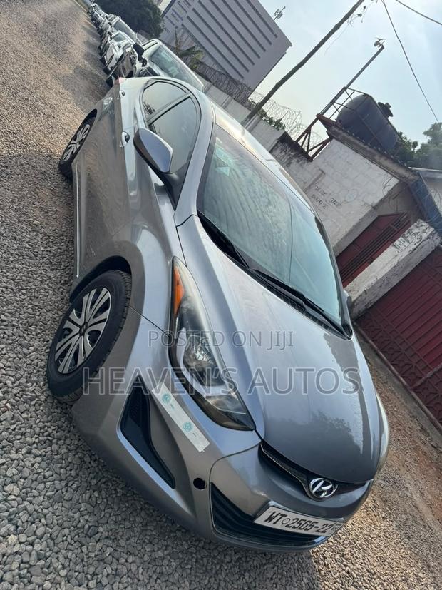 Hyundai Elantra 2016 Gray