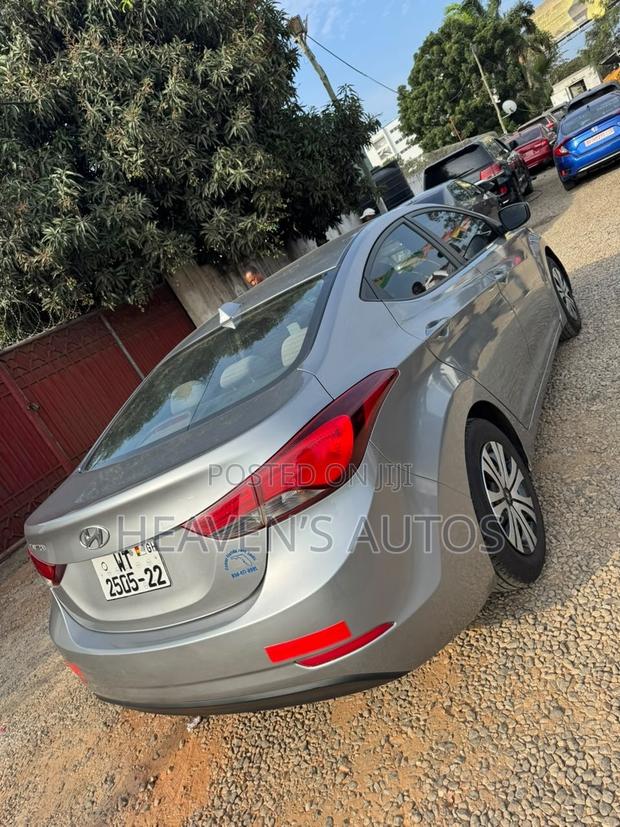 Hyundai Elantra 2016 Gray