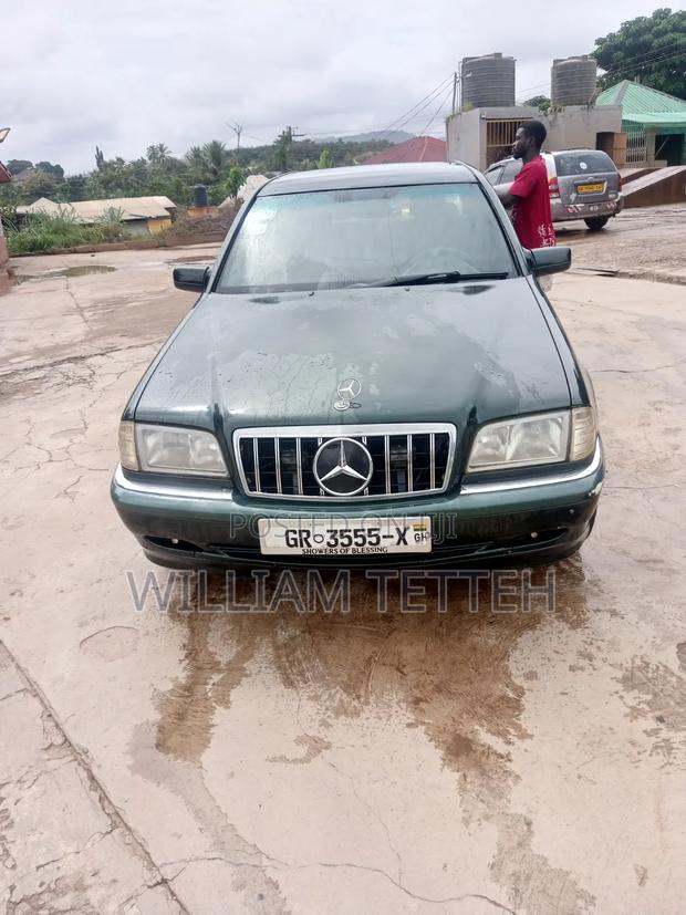 Mercedes-Benz C180 2002 Green