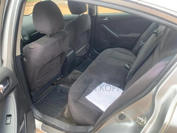 Nissan Altima 2013 Silver