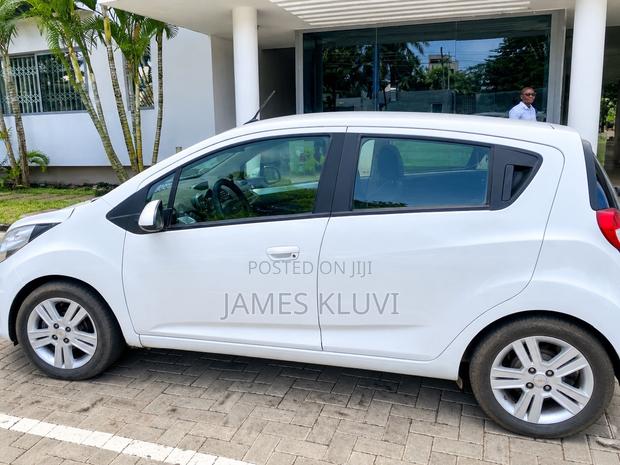 Chevrolet Spark 2013 White