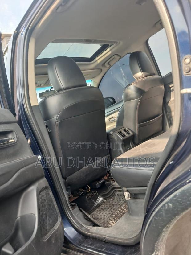 Mitsubishi Outlander 2019 Blue