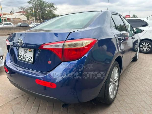 Toyota Corolla S 4dr Sedan (1.8L 4cyl CVT) 2015 Blue