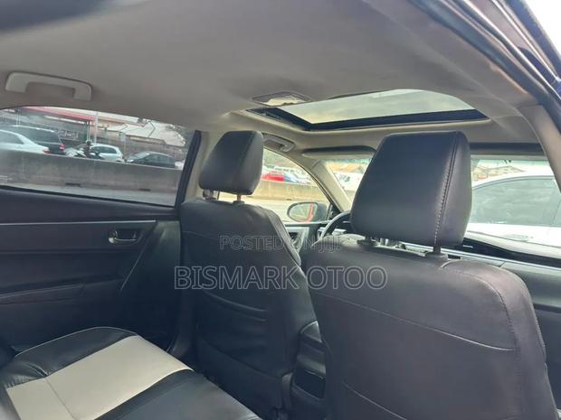 Toyota Corolla S 4dr Sedan (1.8L 4cyl CVT) 2015 Blue