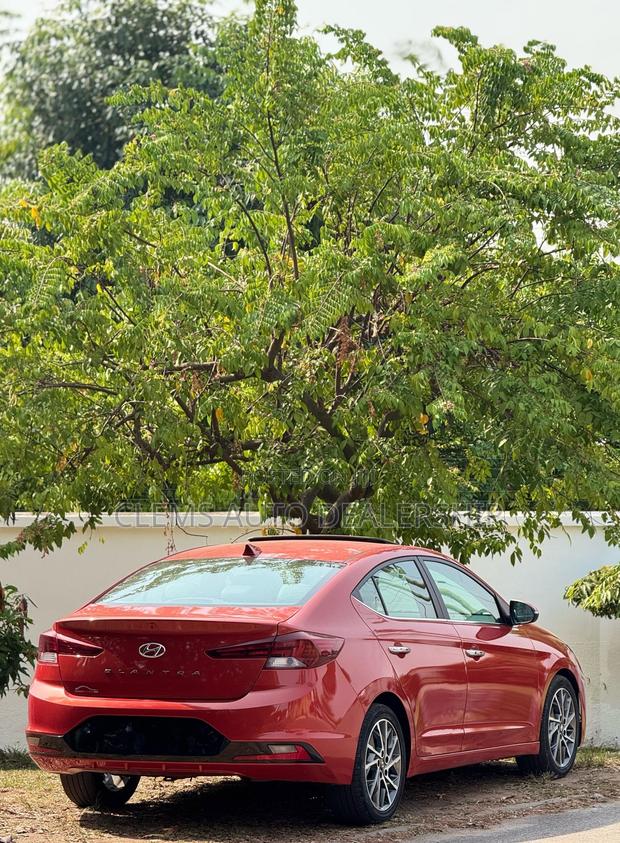 Hyundai Elantra Limited 2019 Red