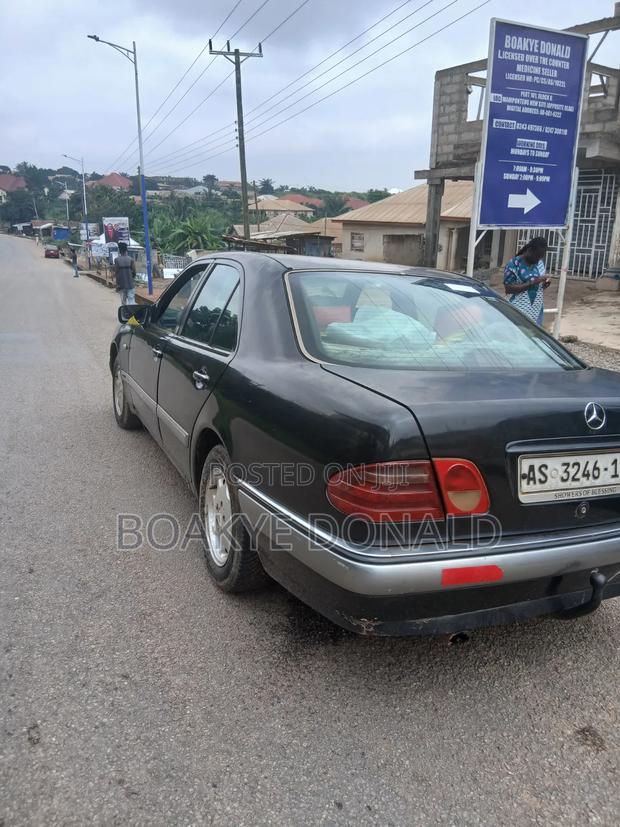 Mercedes-Benz 220 2002 Gray