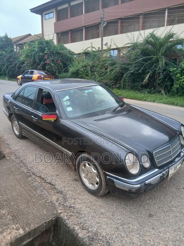 Mercedes-Benz 220 2002 Gray
