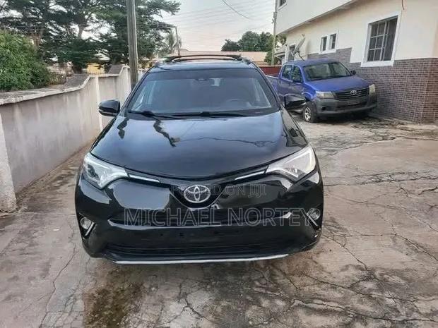 Toyota RAV4 XLE AWD (2.5L 4cyl 6A) 2017 Black