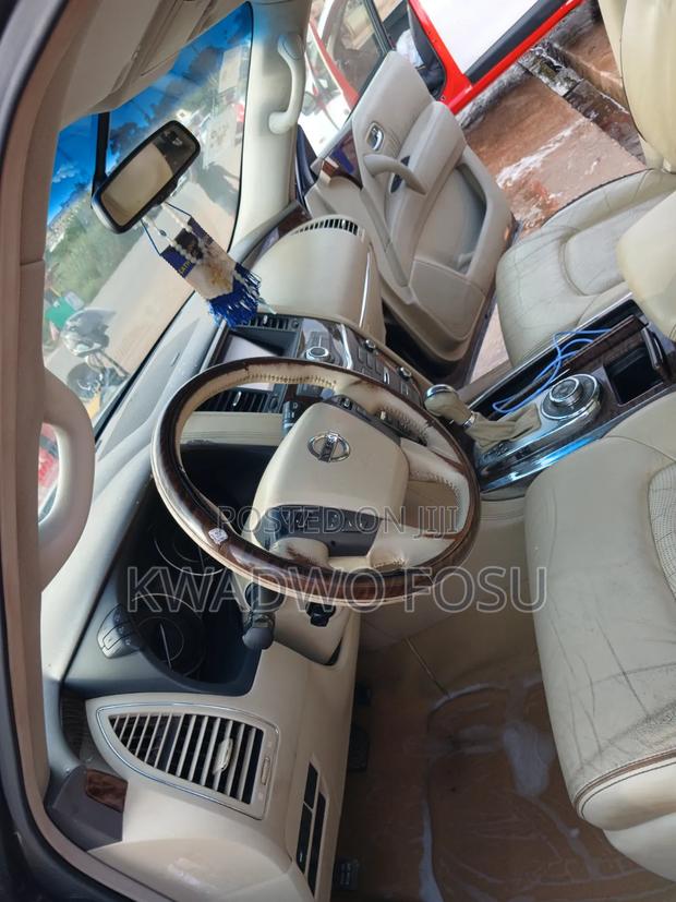 Nissan Patrol 2015 Silver