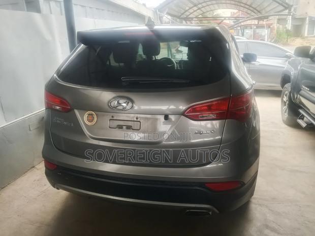 Hyundai Santa Fe 2014 Gray