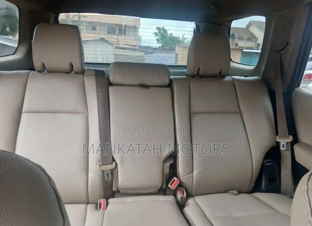 Toyota 4-Runner 2012 White