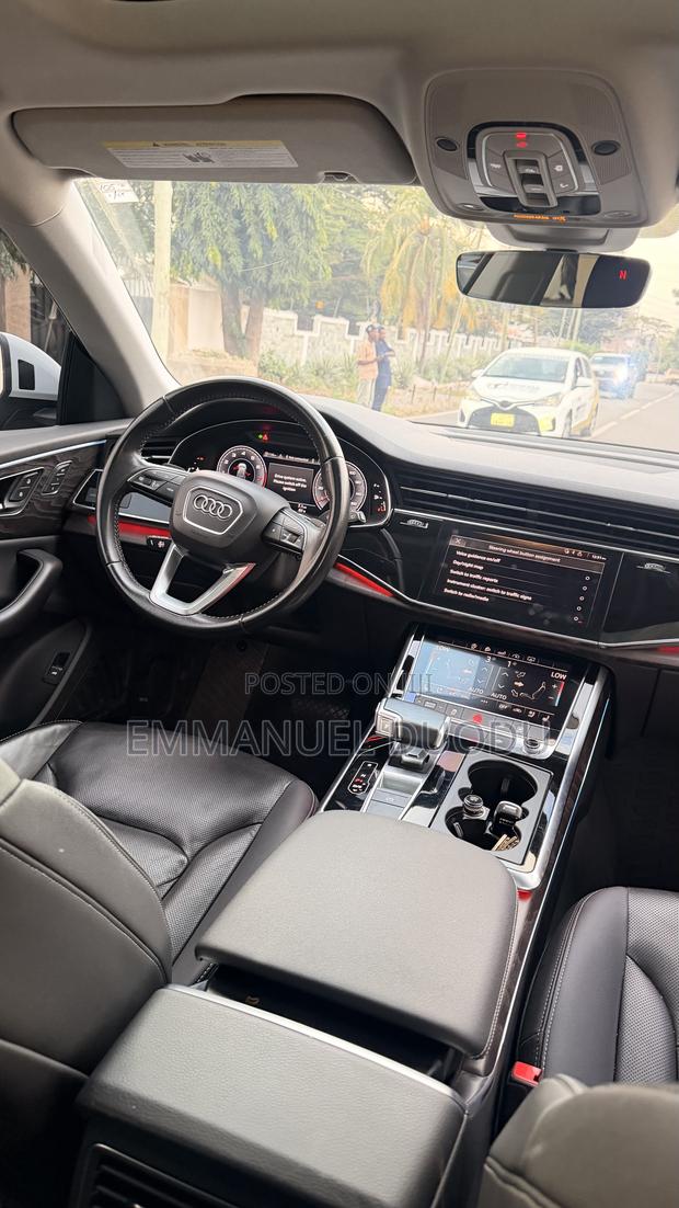 Audi Q8 55 Premium AWD quattro 2020 White