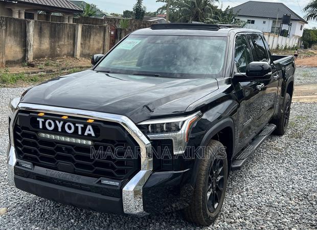 Toyota Tundra Limited 2022 Black