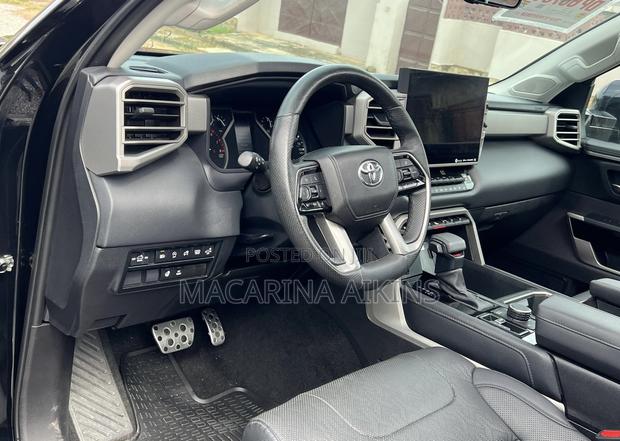 Toyota Tundra Limited 2022 Black