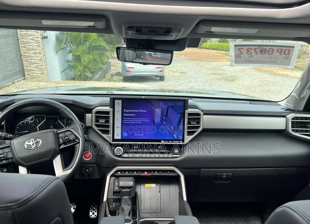 Toyota Tundra Limited 2022 Black