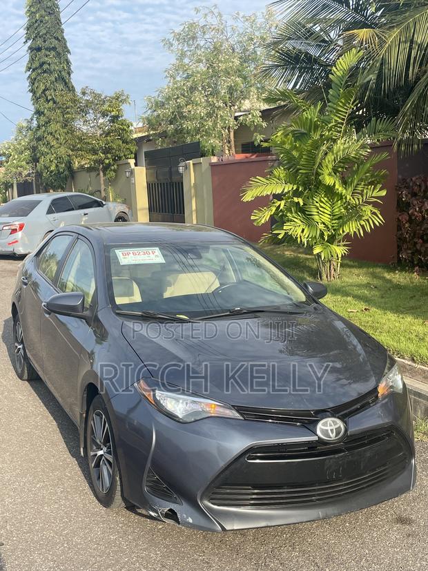 Toyota Corolla L 4dr Sedan (1.8L 4cyl CVT) 2017 Gray
