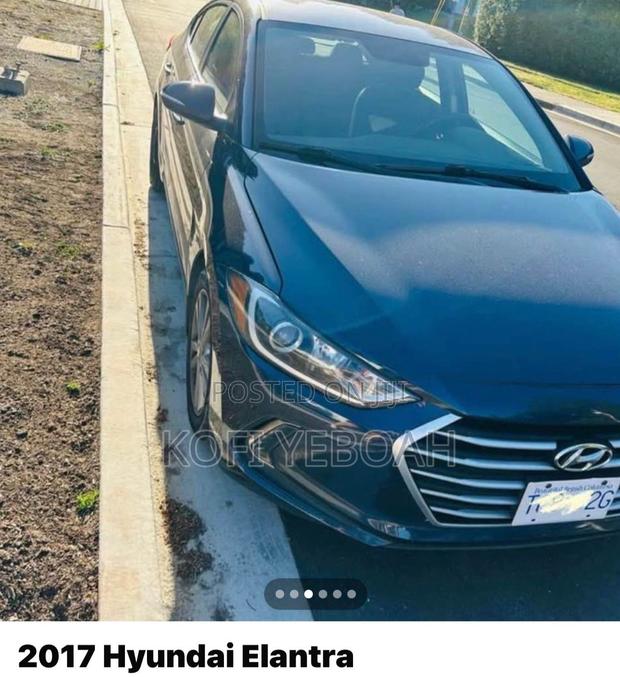 Hyundai Elantra 2017 Blue