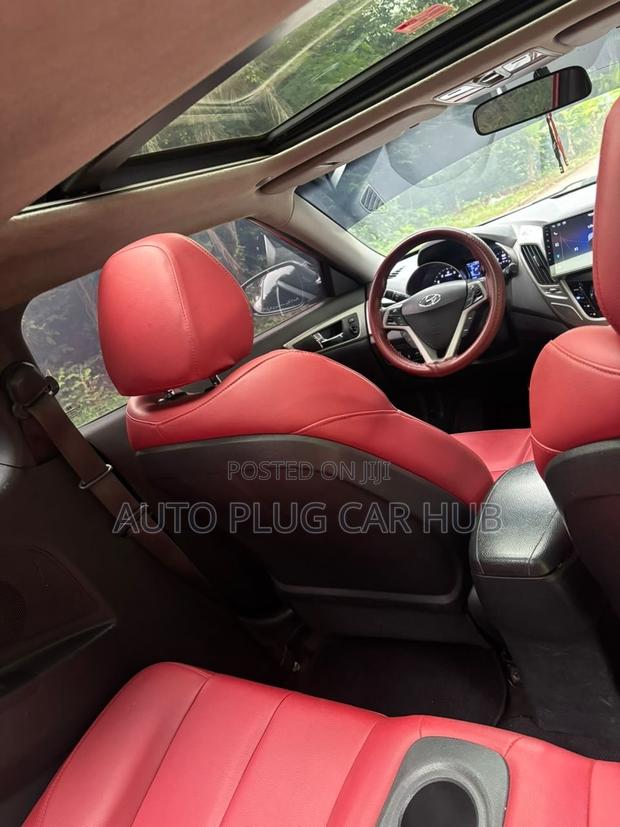 Hyundai Veloster 2015 Red