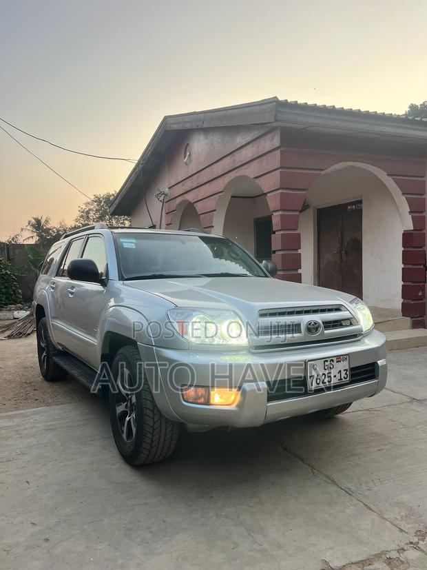 Toyota 4-Runner Limited 4x4 2004 Gray