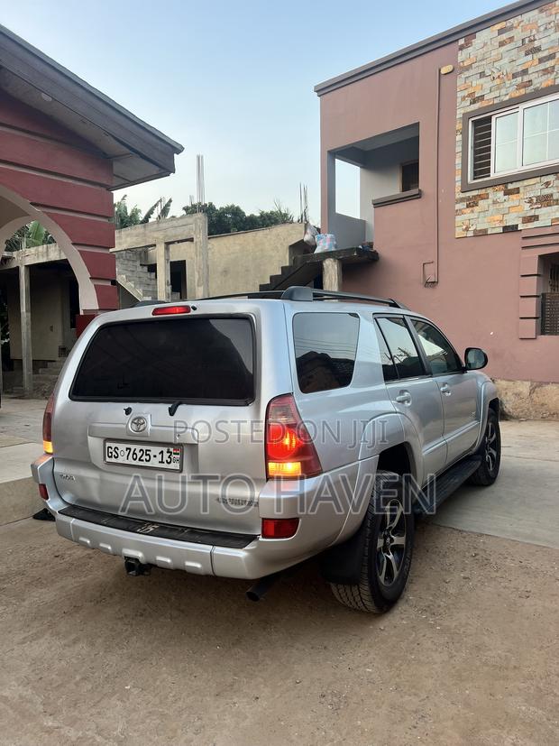 Toyota 4-Runner Limited 4x4 2004 Gray