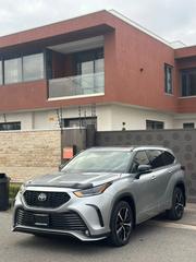 Toyota Highlander 2021 Silver for sale