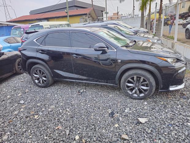 Lexus NX 2016 Black