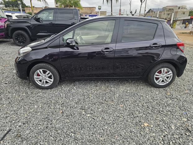 Toyota Vitz 2013