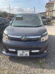 Toyota Voxy V 4WD 8-Seater 2013 Gray for sale